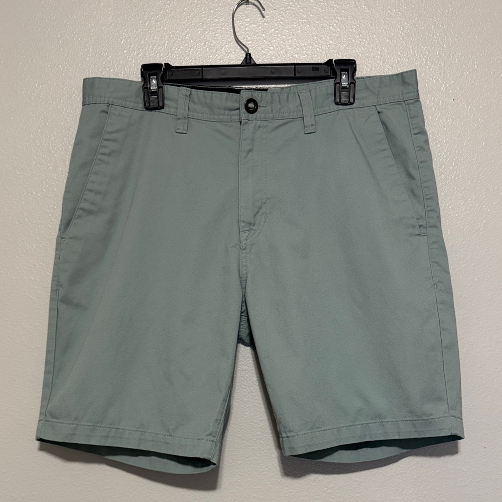 Volcom Men's Mint Green Flat Front Shorts